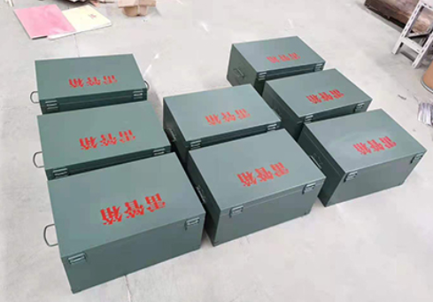 新泰炸药箱和雷管箱一般是怎么存放的？